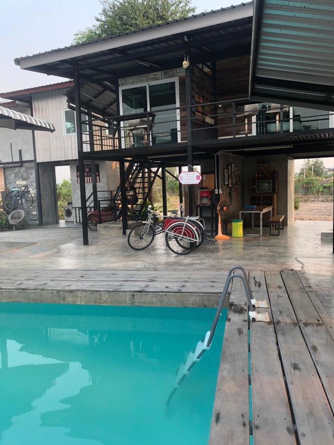 Solarcell Private Homestay - โซล่าเซลล์ไพรเวทโฮมสเตย์ Утхайтхані Екстер'єр фото